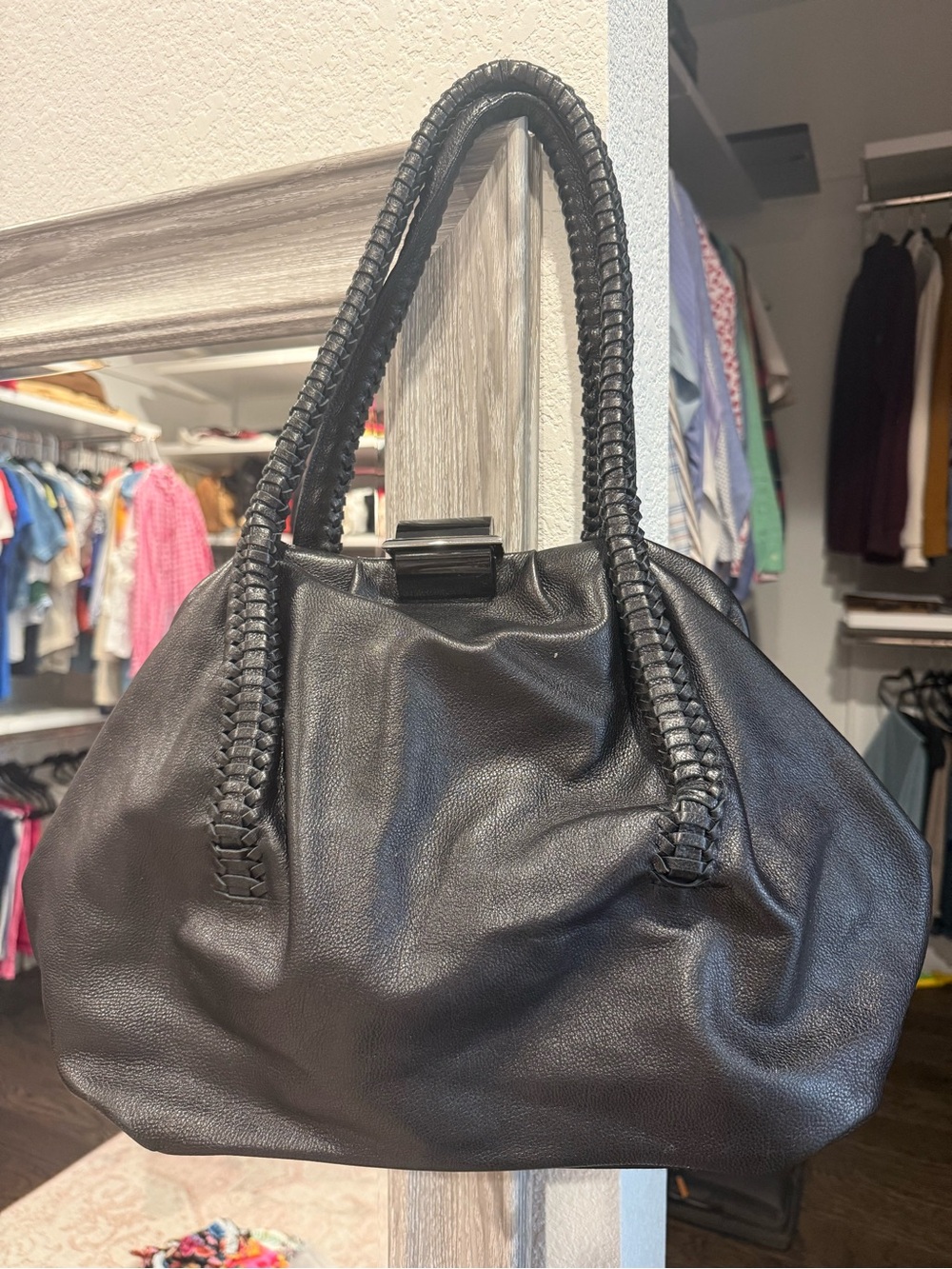 Salvatore Ferragamo - Black Leather Tote Handbag